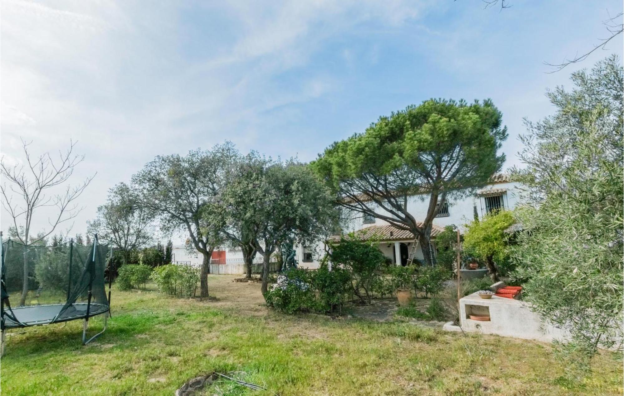 Gorgeous Home In Aldeaquemada With Swimming Pool מראה חיצוני תמונה